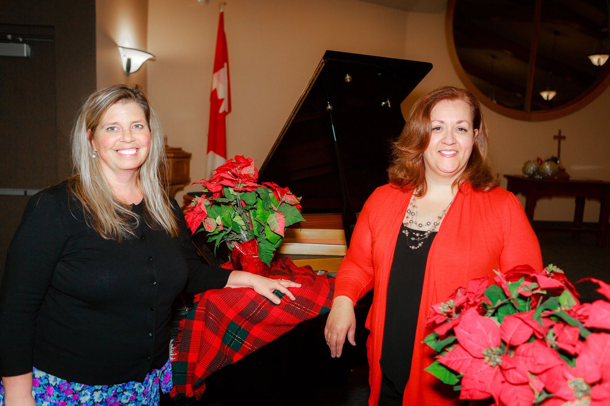 BarrieExaminer's tweet photo. @BravadoChoir celebrates Canada's 150th with special show. https://t.co/XPY81FvM6V https://t.co/q9ZqFN1ULG