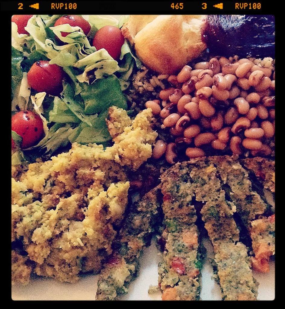 plate-scape:)
#vegetariandelight #quinoa #dressing #happythanksgiving:) ift.tt/2A0GAoO