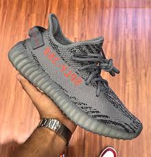 ChefRamsaycook's tweet photo. Okay it is official ! Follow these steps to get sitelist for Beluga 2.0 
1. Follow 
2. Retweet
3. Tag a friend
4. Send screen shot of tagging friend and email
#yeezy https://t.co/DhCLpfwB6P