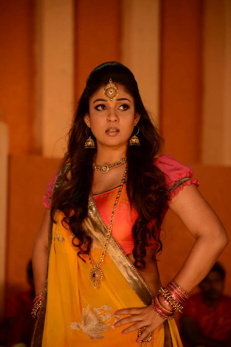 v_pirarthana's tweet photo. #Goodmorning💕😍
#Rarepic
#Nayanthara💕😍 https://t.co/JtizEsQlLn