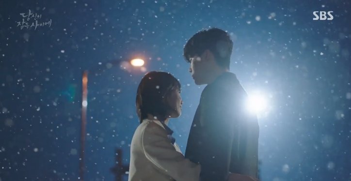 KDramaPicks's tweet photo. #WhileYouWereSleeping Ep2
K-dramas can always make you move on the first 2 episodes. Never thought I would cry while watching this scene which I thought was just the usual interaction of the main characters. https://t.co/EuRhQNLjSr