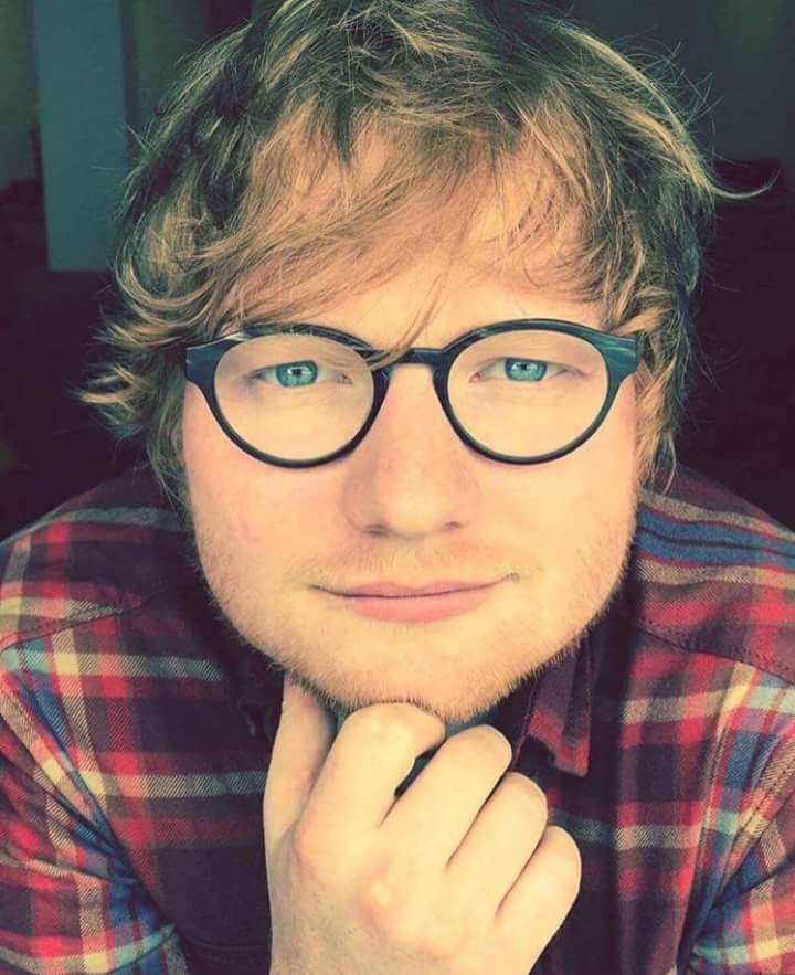 _jonasgolden's tweet photo. La perfección si existe, se llama Ed Sheeran 😍 
RT
@EdSheeranMX @marysheeran17 @Sheerio2617 @SSheensuales @sheerancolours @shxxranthetic 
#AriasEdSheeran https://t.co/Ljrb8A7LCP