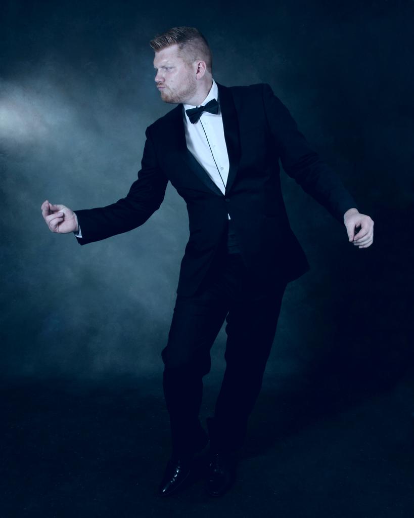 MFisherMusic's tweet photo. Matt Fisher as Michael Buble is looking forward to tomorrow nights gig @GCGloucesterRd in South Kensington London... On stage approx 930pm #michaelbuble #tribute #liveentertainment https://t.co/DvybuZjS5F
