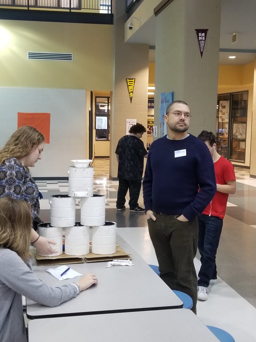 WarhillHigh's tweet image. Parents visit Pathways demonstration. @jdcarroll91 @WJCCteachnlearn #learningHack #WHStwittertuesday