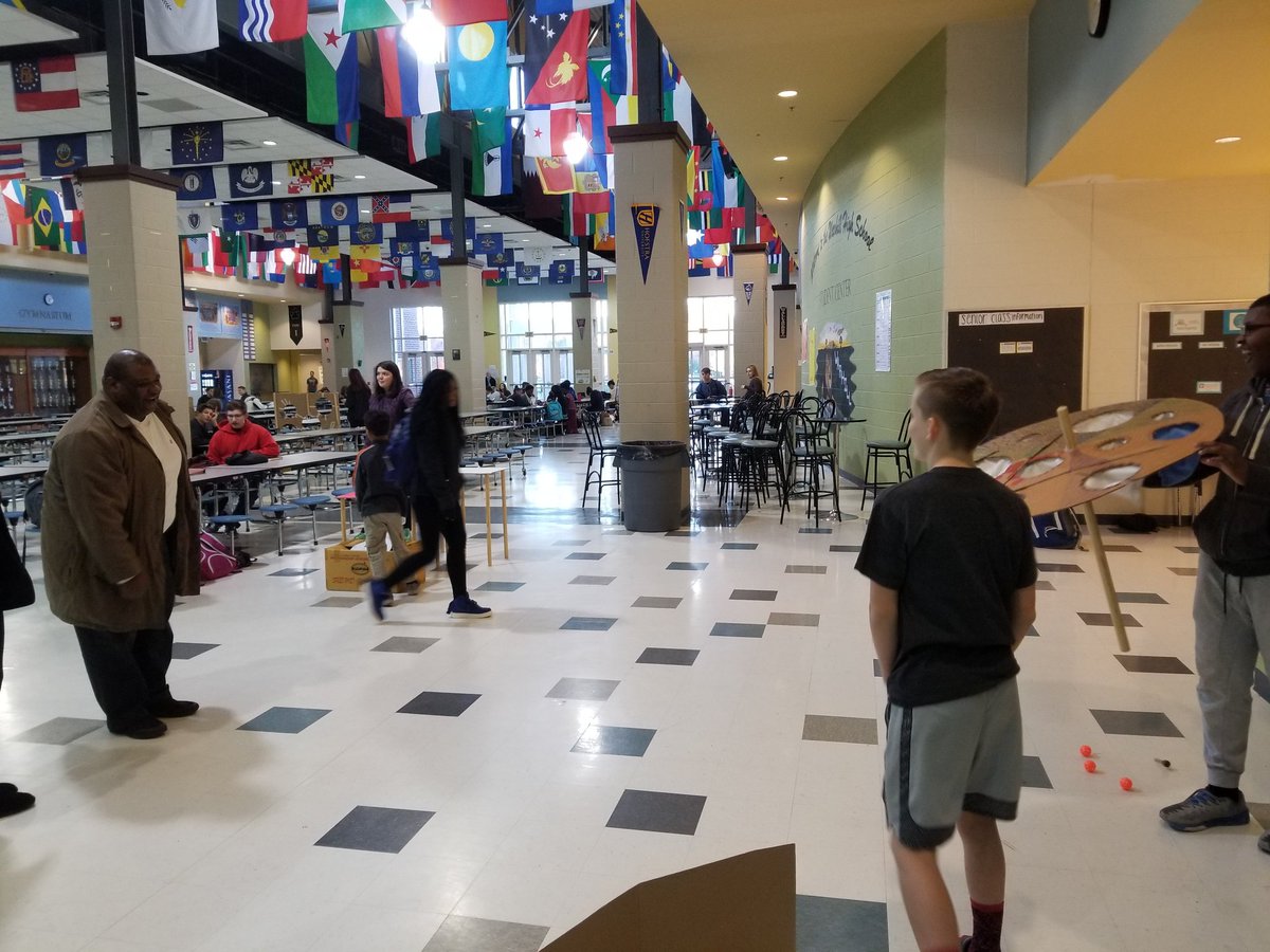 WarhillHigh's tweet image. Parents visit Pathways demonstration. @jdcarroll91 @WJCCteachnlearn #learningHack #WHStwittertuesday