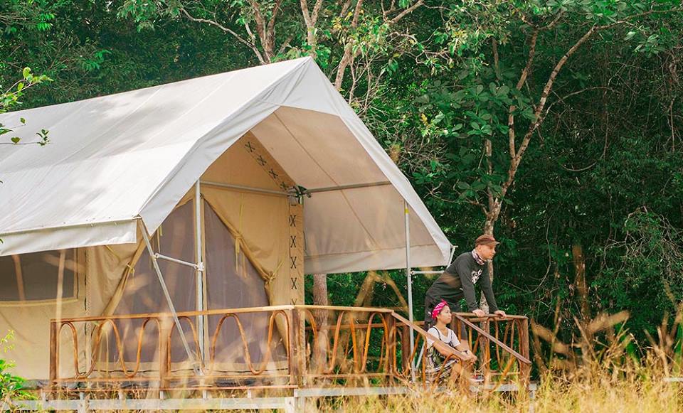 SensAsiaTravel's tweet photo. #StayinAsia
We bet you’ve never stayed in a ‘hotel’ quite like this one.
#Cardamom Tented Camp is an eco-friendly resort located in #BotumSakor #NationalPark, #Cambodia.
Visit us at https://t.co/pObXmGU6xt
#SensAsiaTravel #ExperienceWithAllYourSenses #TravelMakesSense
#TentCamp https://t.co/U9H4bOBsn5