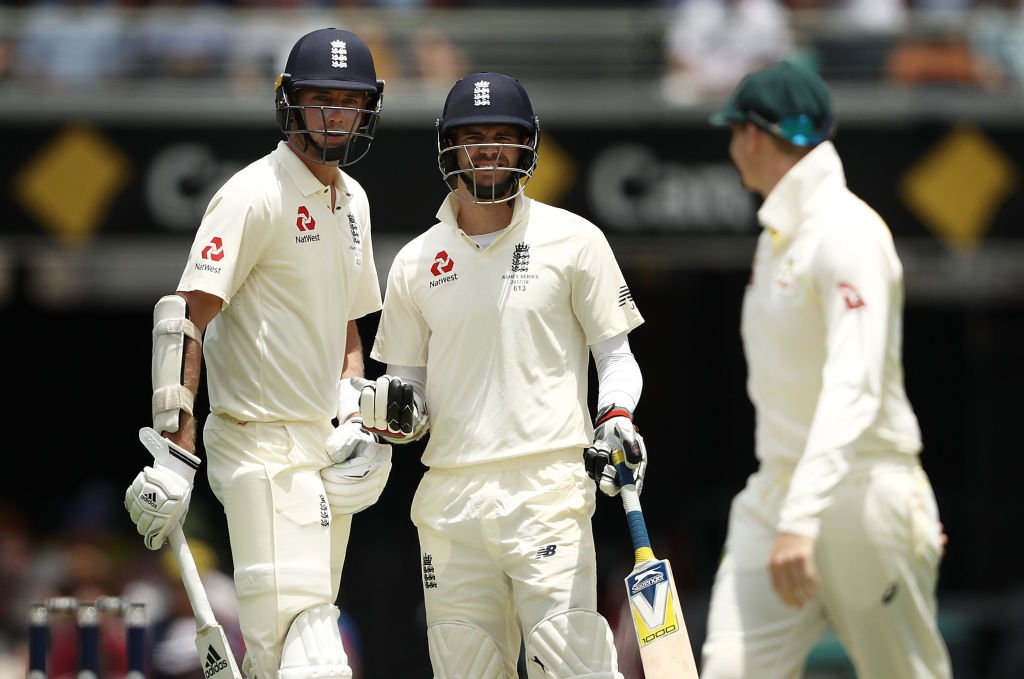 bbctms's tweet photo. We're in the lunch break at the Gabba after England lost six wickets for 56 runs. 😳

Get your questions in for @tobyrj21 using #asktoby who's with us now 👉https://t.co/Ci59cyAACb

#Ashes #bbccricket https://t.co/q1VogyvhG2