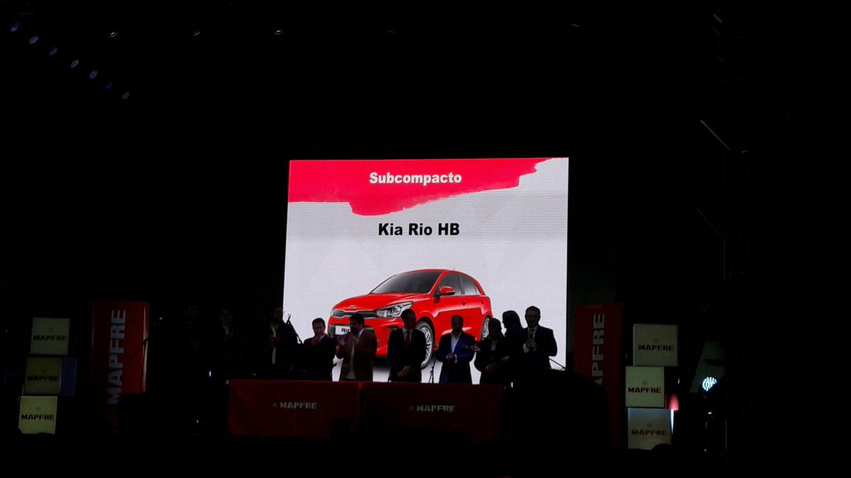AMDKDealersKIA's tweet photo. #KIARIOHB de @KiaMotorsMexico ganador del mejor #subcompacto  del #topcarmapfre https://t.co/7gF6JZAbd8