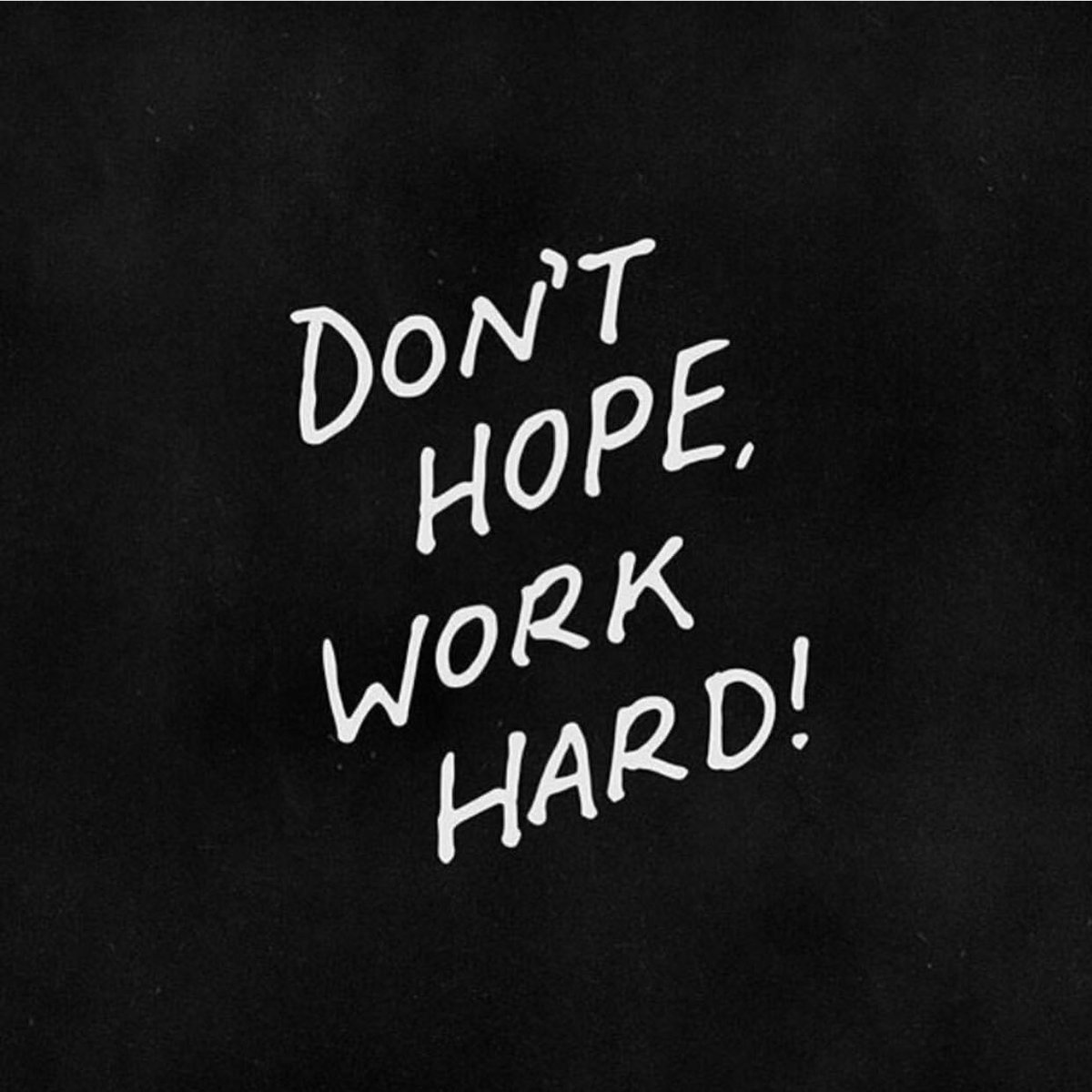 Allears321's tweet photo. Deep thinking at 2:55am.. the no sleep club 🙈 Business never stops #IBYE #ibye2017 #business #Entrepreneur https://t.co/WIRHIwautQ