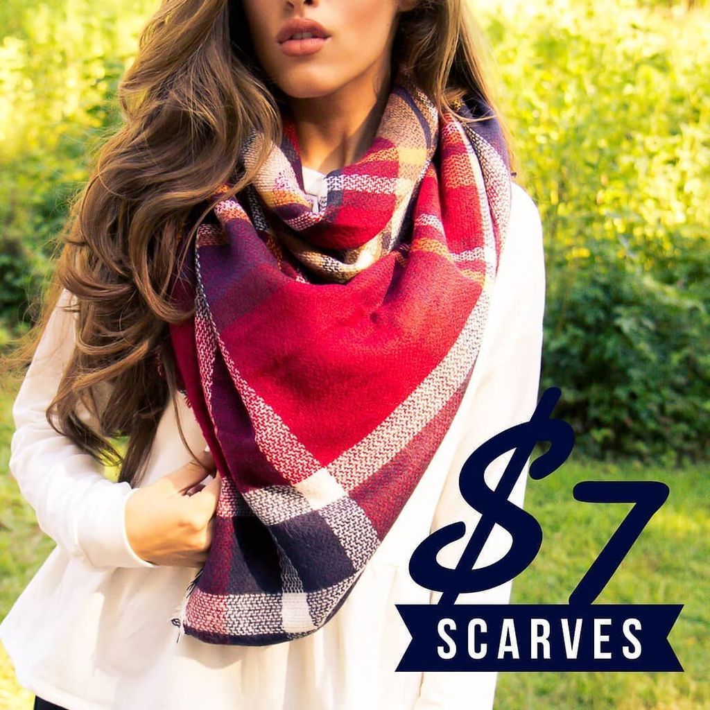AthenaAttire's tweet photo. Sitebuster scarves are only $7 while supplies last at https://t.co/JEGBgUCVzK.  Sale ends Monday! https://t.co/jUPzjswT8H