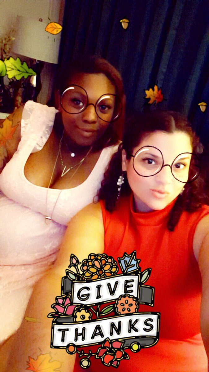 MyPinkKat's tweet photo. Turkey day with my day 1 https://t.co/IRcsMvAzgY