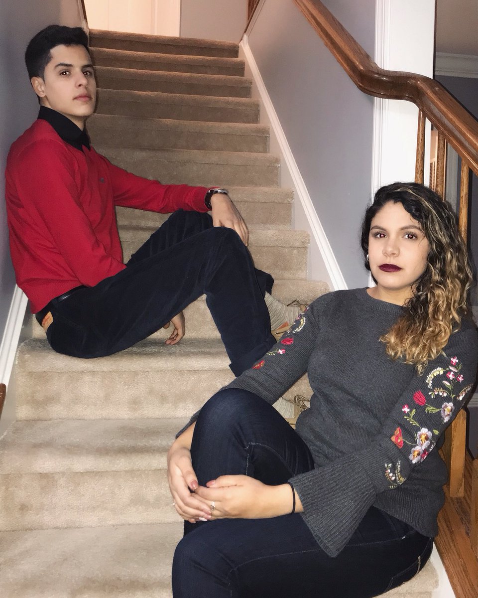 kkmlikewhoa's tweet image. Mama realized we’re way too much trouble #gettingcoal #twinz