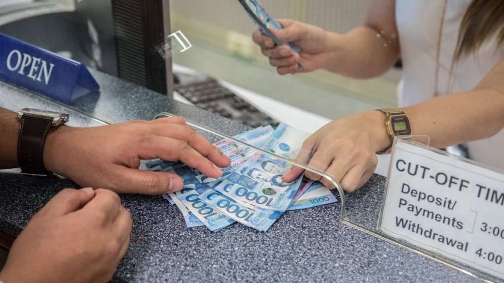 ADB_HQ's tweet photo. #FinTech has potential to accelerate next stage of innovation-led economic growth in #Asia and #Pacific https://t.co/qMdkJjGVTx @BRINKAsia @chatarup #DigiFin17 https://t.co/SBwYa5J4kI