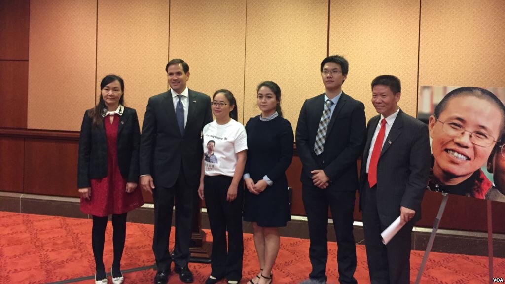 yanfangwang6's tweet image. 【为爱坚守】每日一呼： 
公民不合作无罪、纪念林昭、普恵制基本养老、废除户籍、583工人权利、传播吉恩厦普书籍无罪，良心无罪，释放唐荆陵回家！
唐荆陵05年太石村案失去律师执照
，2011年茉莉花关押被酷刑，2014.5.16关押至今1289天遭遇精神和身体受到双重伤害，如果良心有罪，我们都在罪中⋯