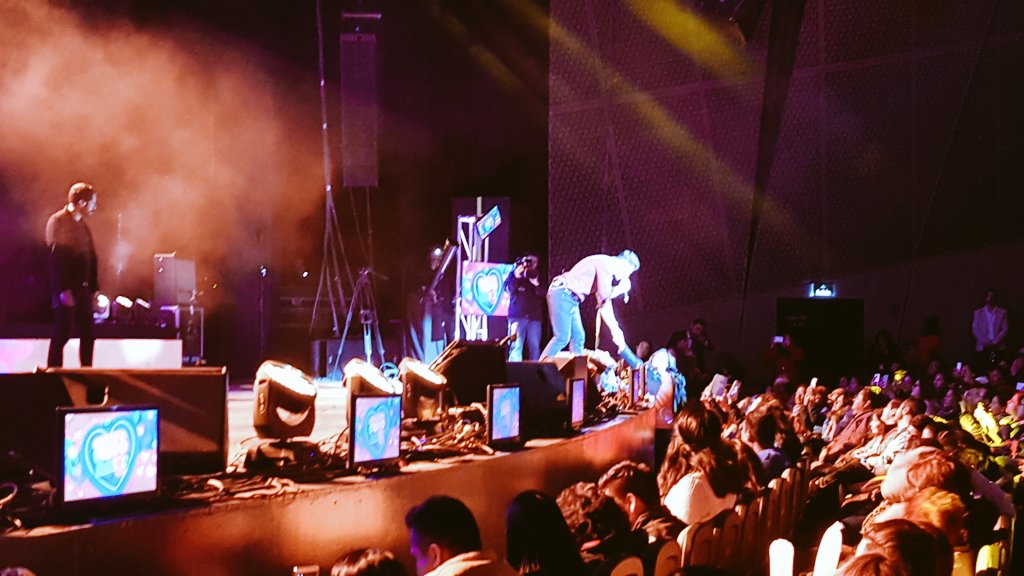 amor1033's tweet photo. ¡La locura! 😍😍 @yahirmusic nos hizo vibrar en el escenario de #ConTodoAmor https://t.co/wa2vhwDuMU