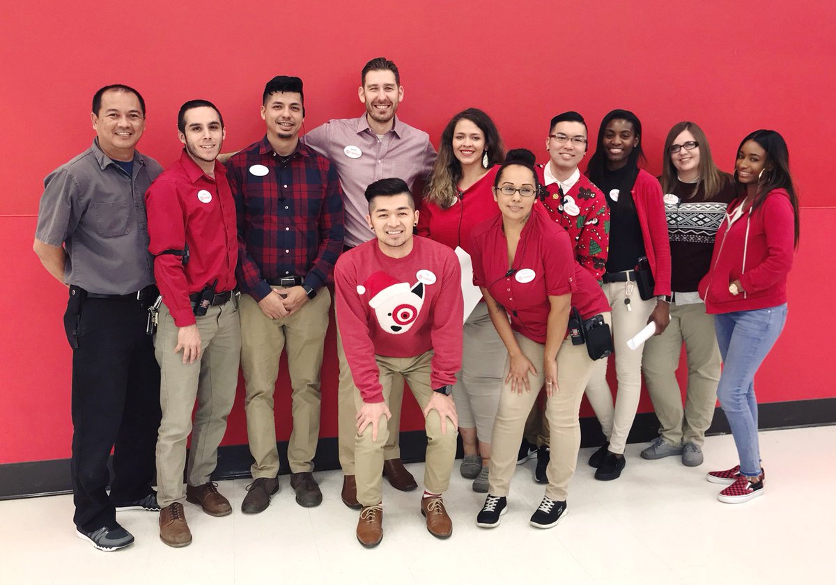 TimfromT1305's tweet photo. Black Friday!🎯 #1305 #lovemyteam #uglysweater https://t.co/JTrbw2tDeg