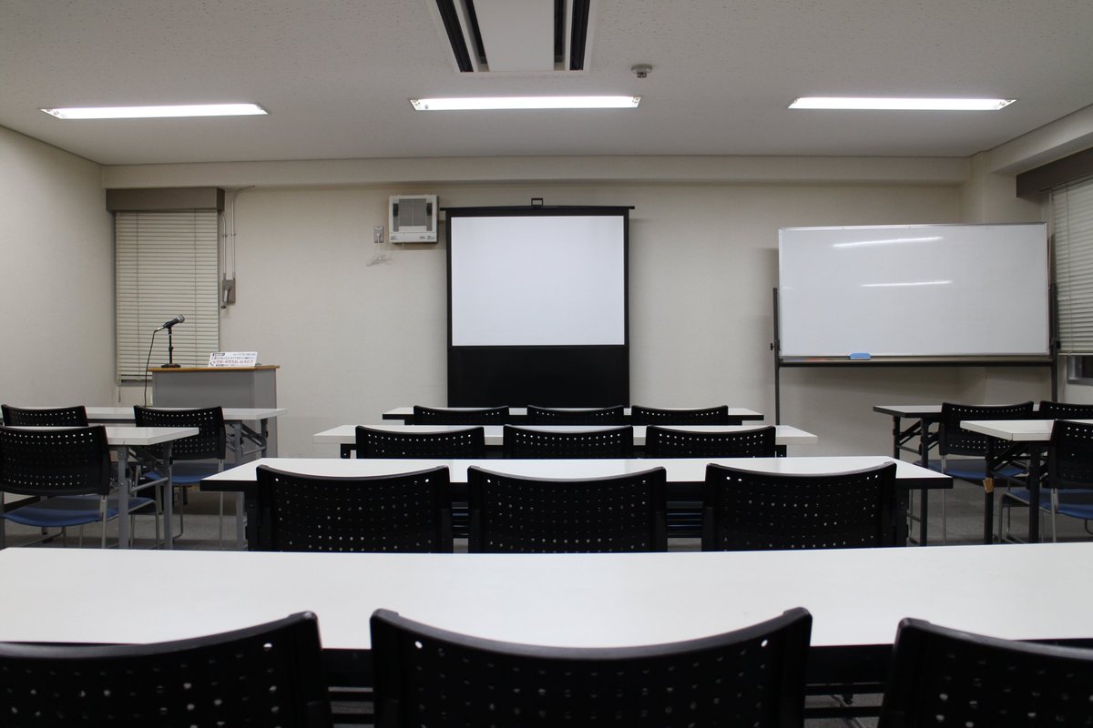OsakaSmg's tweet photo. 近商ビル10B　15.5坪　51㎡　10-36名収容可能　終日利用　10-21時　36,000円
550-0014　大阪府大阪市西区北堀江1丁目1-24 近商ビル　10F
近商ビルには喫煙スペースが各階にございます。近年では珍しい愛煙家にも優しい会場となっております。 https://t.co/QBV7Eoz3oY