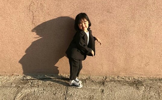 diminieew's tweet photo. dimi bisa jadi poto model lohh onti ongkel'-'/// /manyun/ https://t.co/cSrLMlr8DN