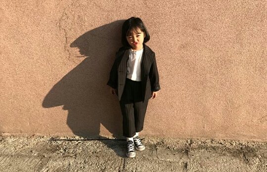 diminieew's tweet photo. dimi bisa jadi poto model lohh onti ongkel'-'/// /manyun/ https://t.co/cSrLMlr8DN
