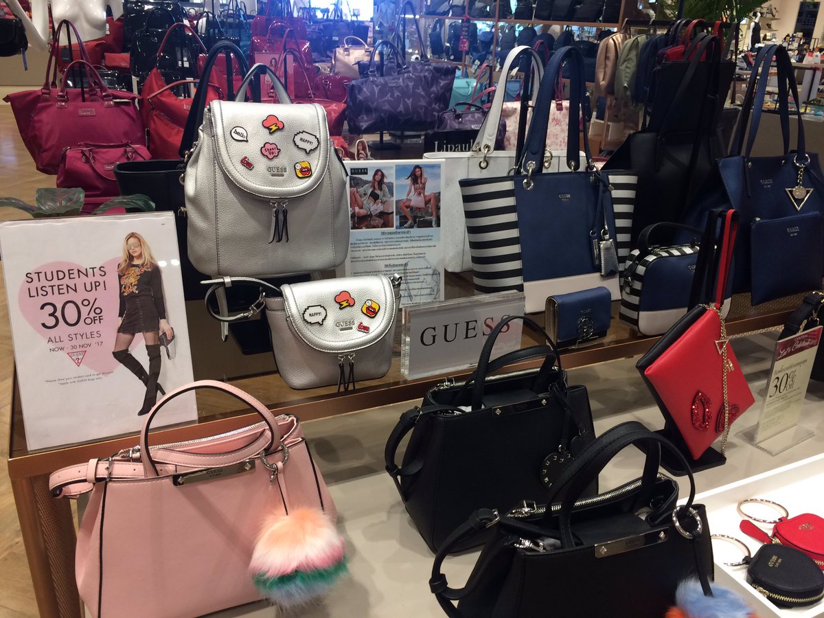 pangsutthida's tweet photo. รับหิ้วกระเป๋า ทุกแบรนด์ทุกแบบ ลด 30-70% ของมีจำนวนจำกัด หมดแล้วหมดเลย มีแค่บางสาขา https://t.co/s5Q7TPEKQ3