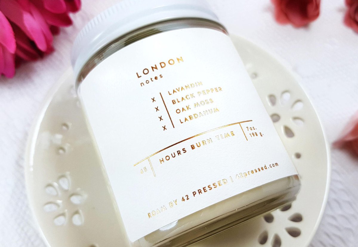 BeyondLivingUK's tweet photo. Forget heading in to London. Let London come to you with the awesome London scented candle and map print.  This weekend only, you can take 20% off using code ‘BFCM20’ at https://t.co/yixtHCAnbI #BlackFridayDeals #BlackFriday2017 #blackfriday https://t.co/2LTqPaAgZL