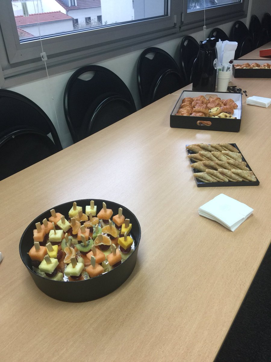 Jess_sautereau's tweet photo. Quoi de mieux qu’un bon petit déjeuner @RoomSaveurs pour bien finir la semaine ?! @Alten_france 🥐🍫☕️ #Sirt #PetitDej https://t.co/akFFC6yiKw