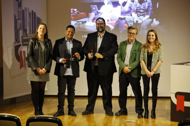 devialab's tweet photo. Congratulation to @nimbooks for your awards at @CongresoEbook and @EmprendeLibro We are proud to work with you, Nick Lekuona, and your amazing project. #Entrepreneur #startups #digitallife #ebooks #ux #uidesign #development #awards https://t.co/ISLVUEAQwg