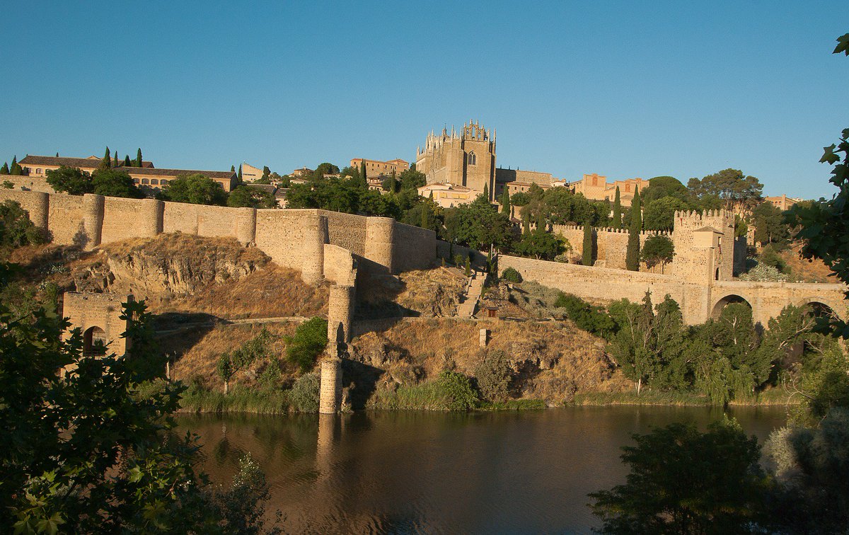 Ibe_tours's tweet photo. Ibe team wish you happy weekend!
#CompleteExperience #IBEexperiences
#Toledo #Tours https://t.co/hAgODoz5oe