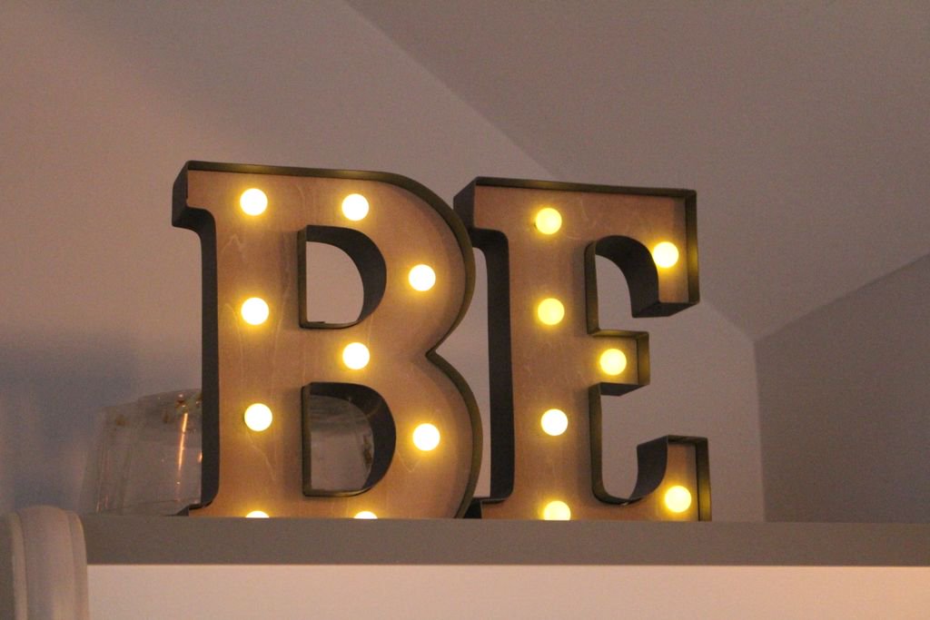becoffeeuk's tweet photo. We've got that Friday feeling! We're open 8am-6pm today and tomorrow and 9am-5pm on Sunday. https://t.co/f871TIXIlN