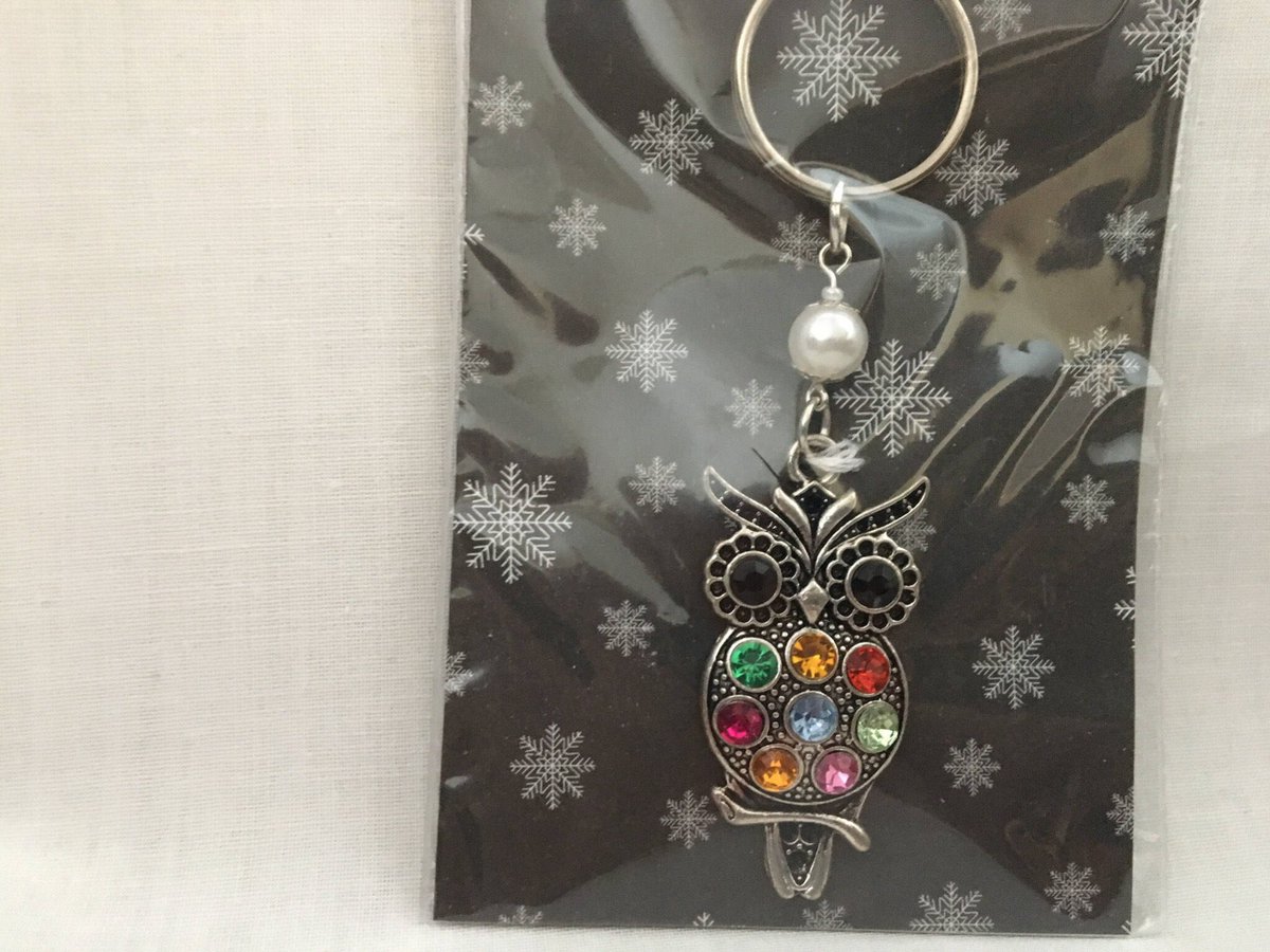 thecraftingwell's tweet photo. Excited to share the latest addition to my #etsy shop: Handmade owl keyring Secret Santa, Stocking Filler, teachers gift, gift for her, friends gift, #accessories #keychain #silver #christmas #stockingfiller #owlkeyring #keyring #owl #secretsanta #owls  https://t.co/N35E4AsAi6 https://t.co/wGTmXegMoH