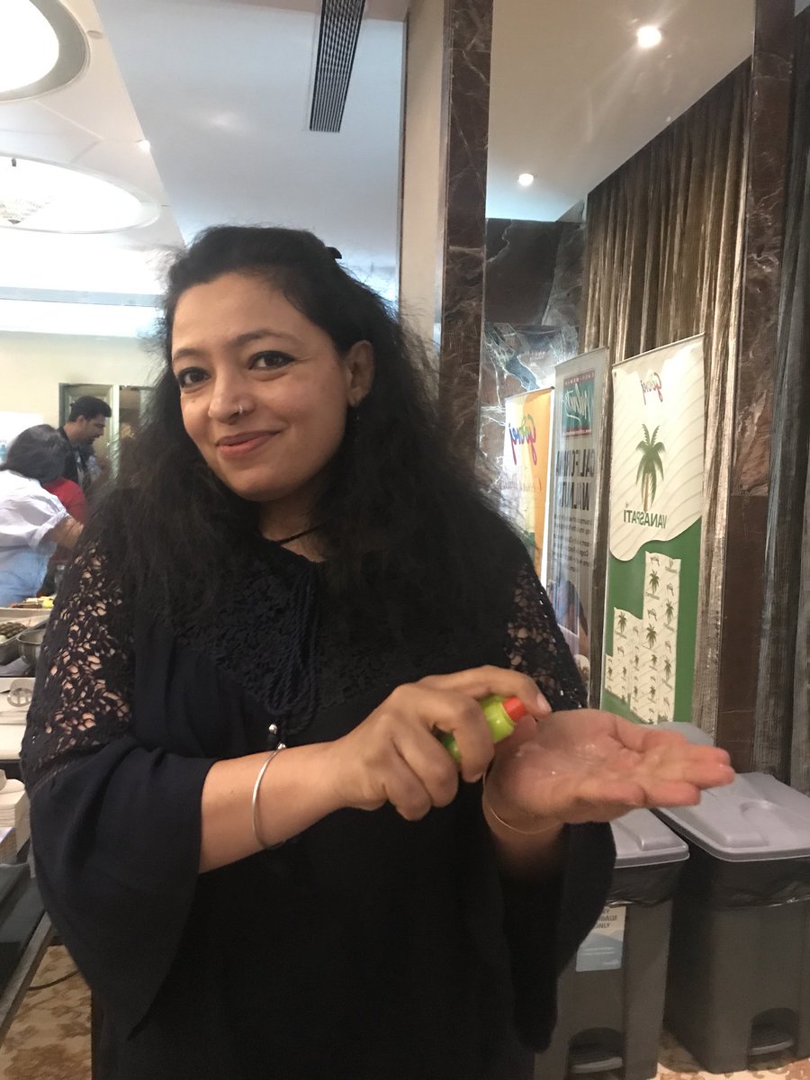 VernikaAwal's tweet photo. And here’s @baketitude getting the basic hygiene in place before we start cooking at #HomeChefMatters! Thank you @godrejprotekt for that sanitiser! https://t.co/PlgeQMY7OE