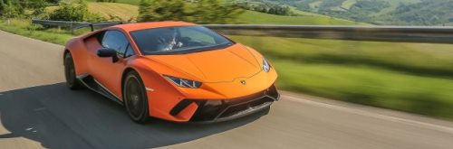 AutoScout24fr's tweet photo. Hasard des calendriers, c'est quelques jours après mon essai de la 911 utlime qu'était programmé mon essai de l'ultime #Huracan. Et l'expérience de la première me rendait méfiant vis-à-vis de la seconde.
https://t.co/4sI7jEiB6F #Lamborghini https://t.co/wxWdRh13Aw