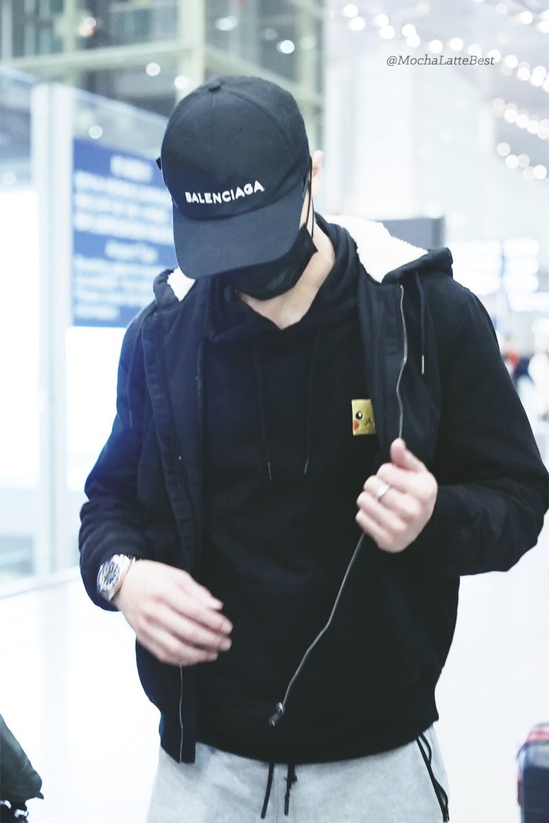 mochalattebest's tweet photo. 171123 PEK✈#허위주 #许魏洲 #XuWeizhou
피카츄 너어어어어😆
https://t.co/WQ98p7rclk
https://t.co/3y5hiIBdHd https://t.co/9cftU2p52w