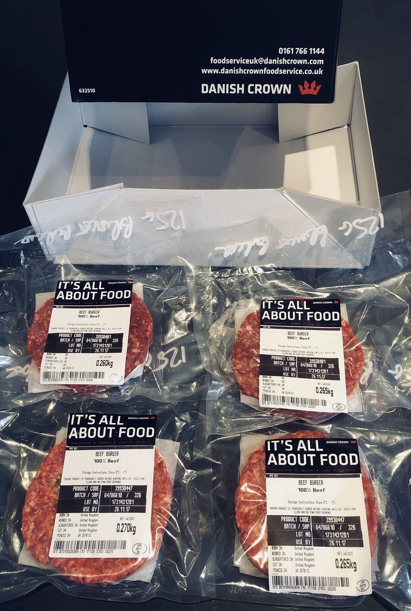 jamesroberts711's tweet photo. #BlackFriday2017 #bespoke #blended #British beef #burger #phew π
#alliteration #NoWayNovember @DanishCrownUK talk to us about #creating the #perfect #patty for your #baps / #buns π @DanishCrownUK weβre work with and for you the #chef & #owners in the #catering industryπ€ ππ https://t.co/dsugJNY7cj