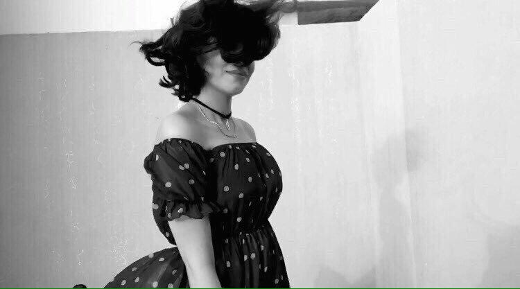 • كولولهآ ،💙.'
• كلبي السبع يرجف عشڪ يم طولهآ ،💭'ء