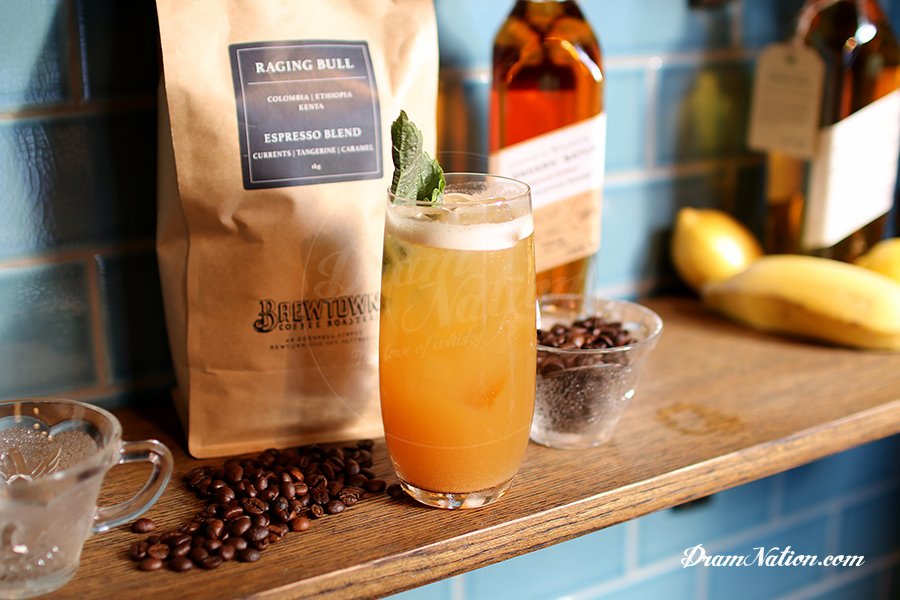 Dramnation's tweet photo. A visual coverage of the @johnniewalker_ Blender’s Batch Launch on our facebook album https://t.co/PIvx1eBRSq #blendersbatch #theartofblending #whiskycoldbrew https://t.co/NVsT397cxl