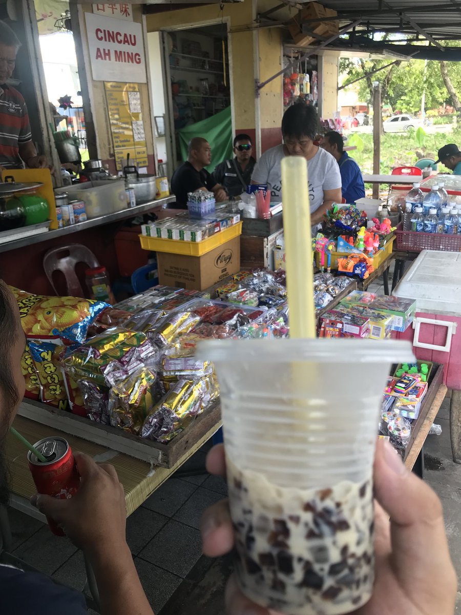 shutterMH's tweet photo. The Legend Cincau Ah Ming!
Org Labuan, kalau xtw tmpat ni. Jgn mengaku org Labuan ahh.. π
#shutterShare
#shutterMH
#MakeitHappen https://t.co/5RfaRL6QSb
