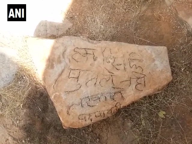 ट्विटर पर छबि देखें