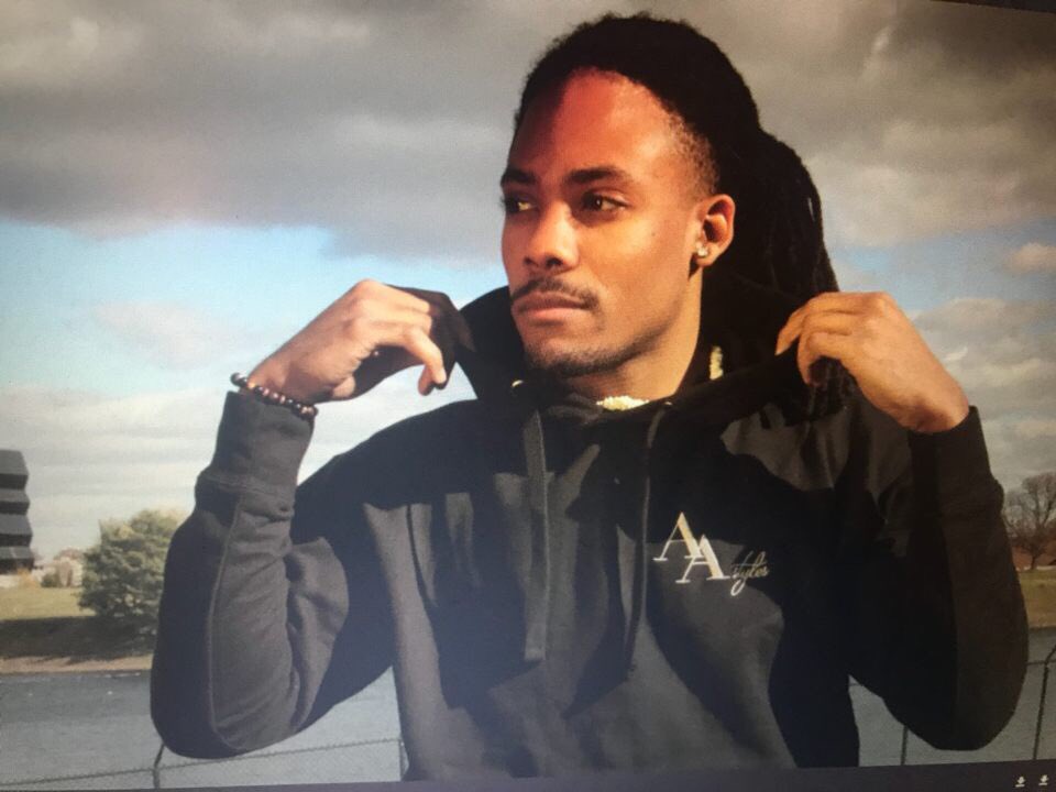 thetruePizzy's tweet photo. #AndrewsApparel https://t.co/WRkazRVpwA