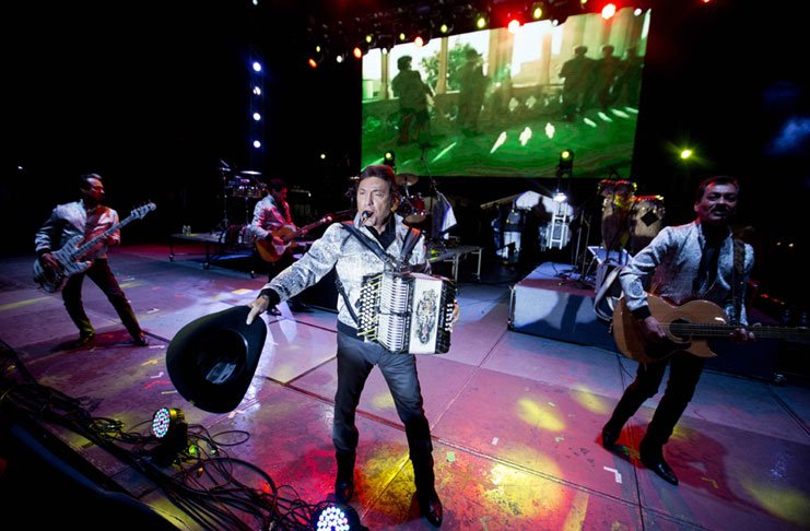 ¡Gran éxito de Los <a href="/tigresdelnorte/">Los Tigres Del Norte</a> en Texas! 
bit.ly/2iLwAWH