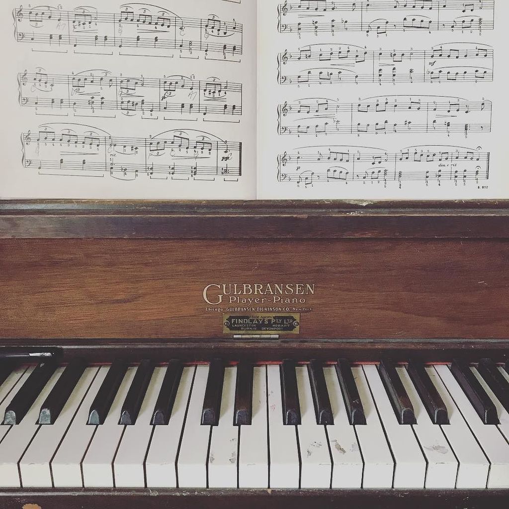MichelleWood91's tweet photo. Sometimes you just need to do one creative thing to maybe start the ball rolling again.
Weโll see! Certainly feeling a bit more confident... perhaps?
.
.
.
.
#piano #beautiful #beautifuldreamer #creativecontext #mentalhealth #void #chronicfatigue #music https://t.co/MOx9aL7XVN https://t.co/h3yfhbPzLt