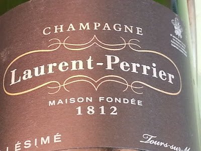 Bar_a_Champagne's tweet photo. #BlackFriday #champagne #vendredichampagne #laurentperrier #millesime https://t.co/tYeejmM8qi https://t.co/LkftLQXuiI