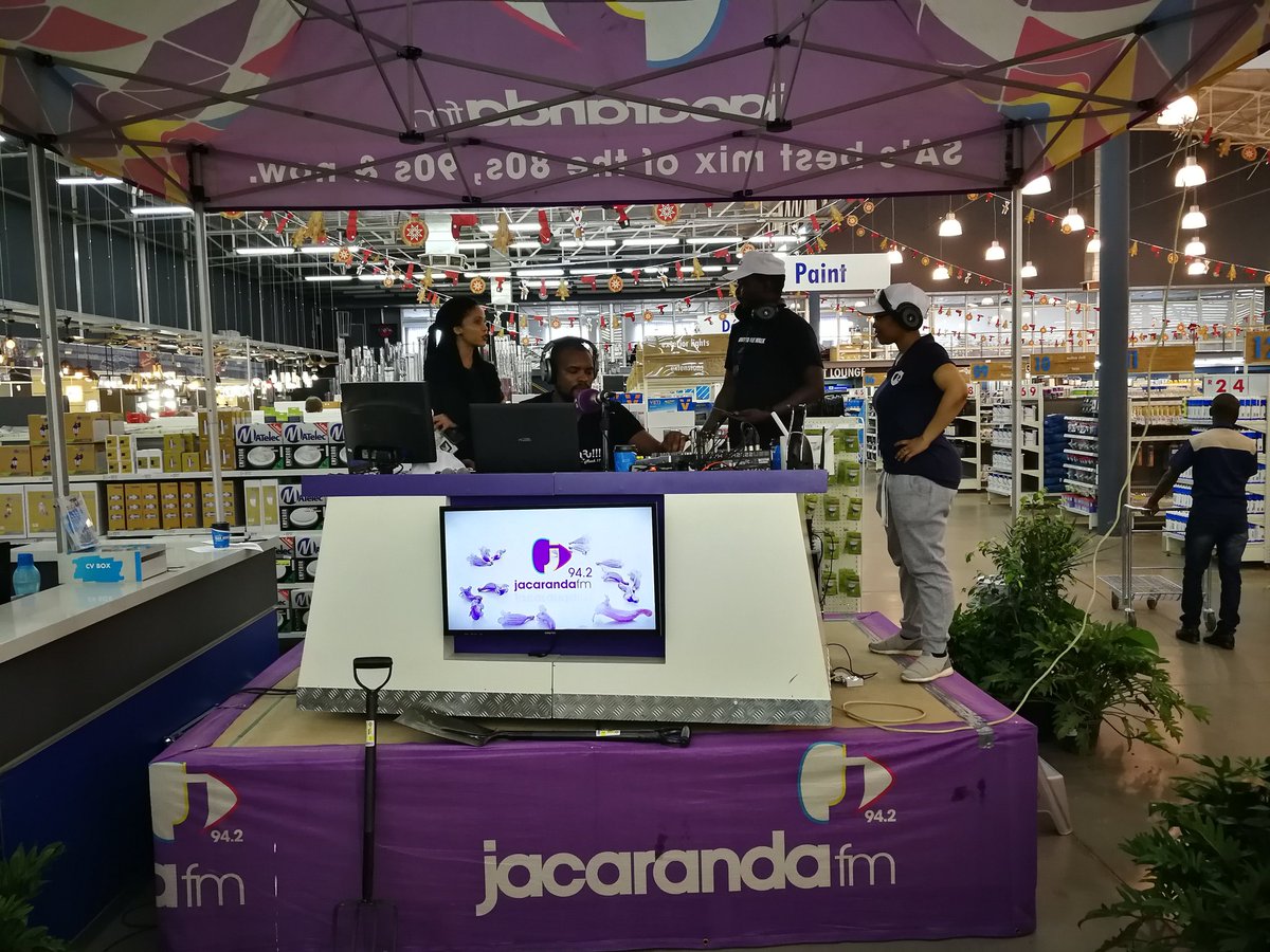 TwillG's tweet photo. Black Friday at Chamberlains, broadcasting live at Chamberlains Silver Lakes. https://t.co/8olB2oicle