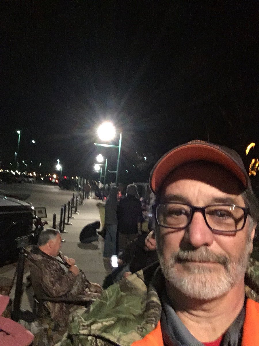 BizProfDiToro's tweet photo. One of the first 100 in line at Cabela’s waiting for the 5 AM opening. Looking to win one of the big prizes. Travis talked me into this! #BlackFriday2017 #ThanksgivingDay #Nottocold https://t.co/syuKgzXrrX