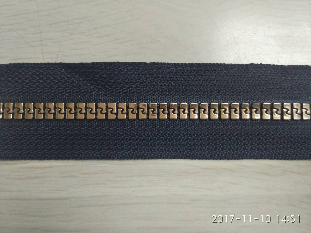 joe_yin8's tweet image. New style plastic zipper.