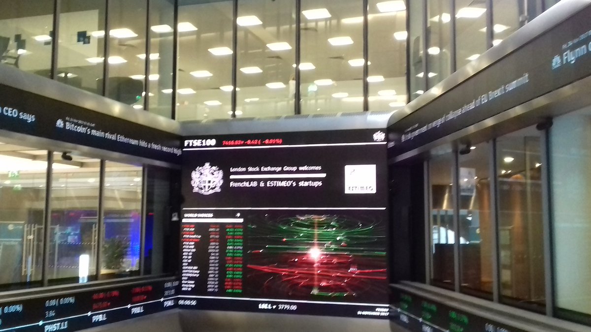 LiNXEO_'s tweet photo. Les start-ups @FrenchLaBLondon font l'ouverture du London Stock Exchange !  Bravo @CarvingLabs @WannaGames @meetEnovap https://t.co/tmMTCkEw46