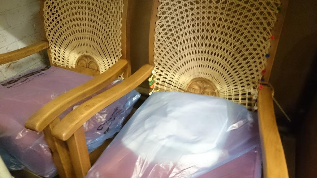 journeyswithem's tweet photo. These beauties are nearly ready for the shop. #therestore #caning #repair #Dartington https://t.co/Sy1n3Cj7ln