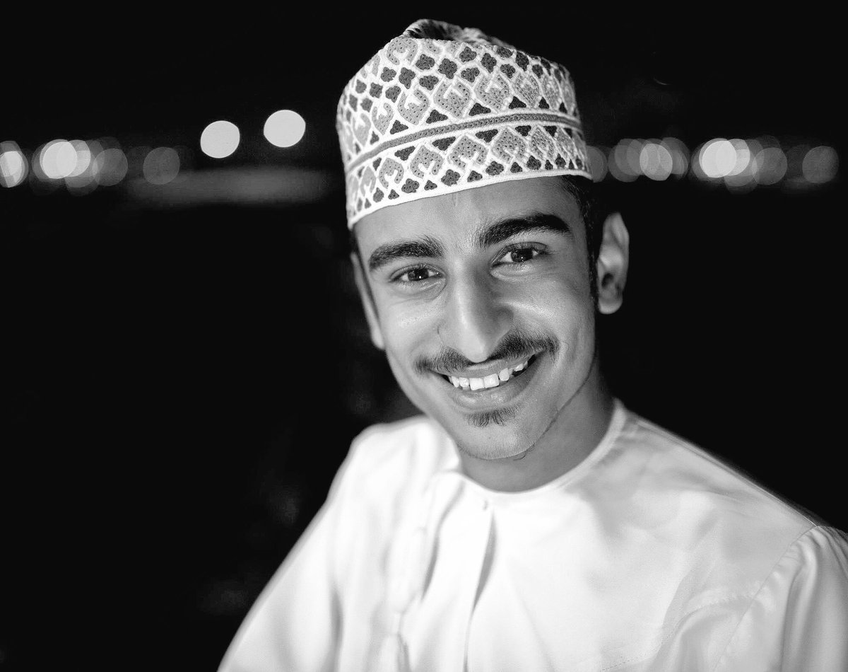 Oman_events's tweet image. انا لله وانا اليه راجعون .. 
من خيرة شباب عمان انتقلوا إلى جوار ربهم 
المصور أحمد العبادي @abadismile 
المصور محمد النهدي @photonahdi 
المصور عمان العدوي @omanaladawi 
فادعوا لهم بالرحمة والمغفرة في هذا اليوم المبارك