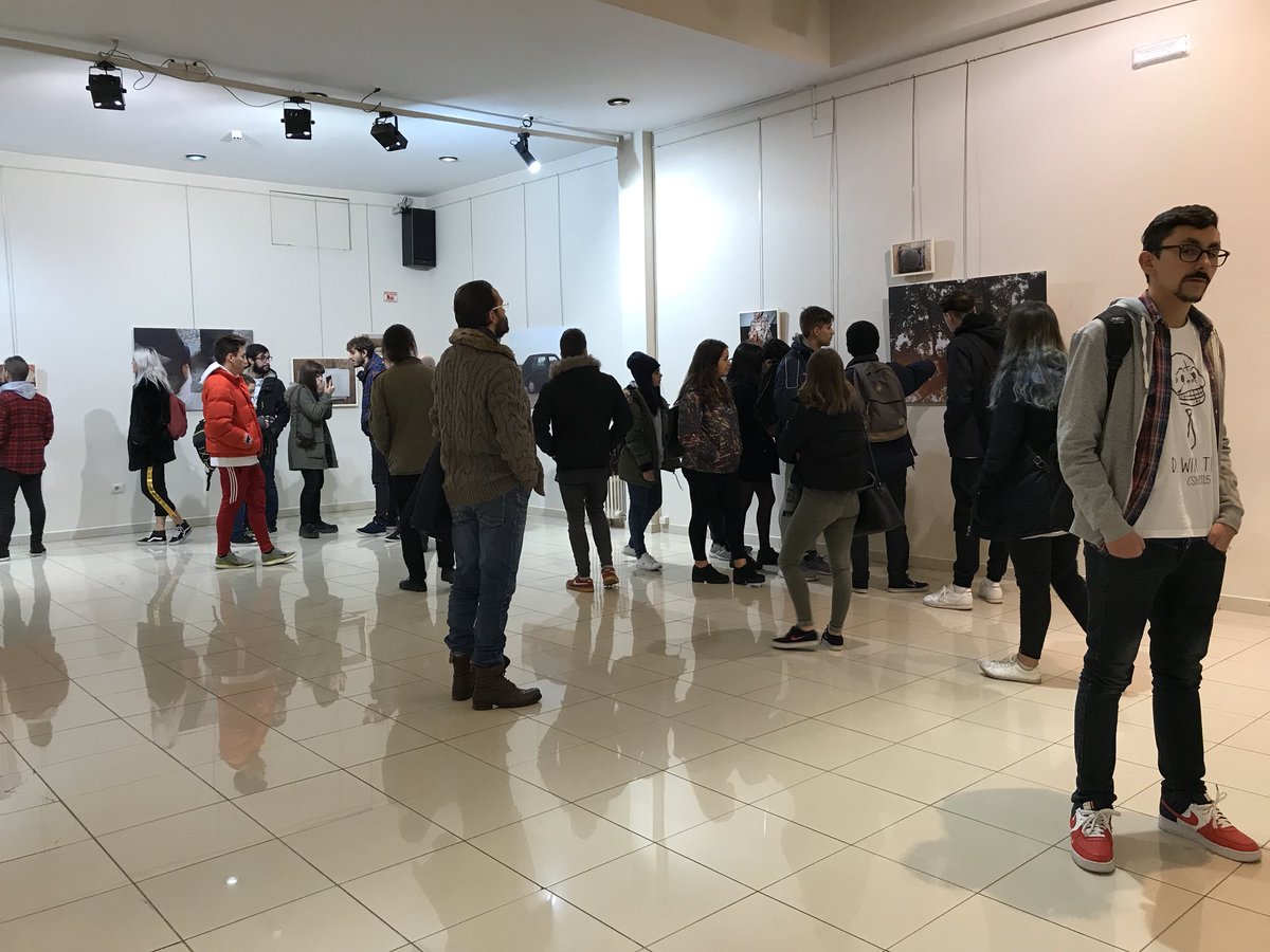OutonoFoto's tweet photo. Visitas guiadas polas exposicións do #OF2017 https://t.co/V6Sy1NQOgp