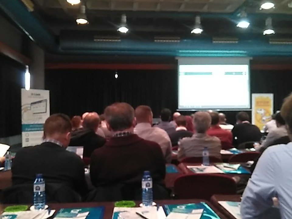 Red servicios técnic tweet media